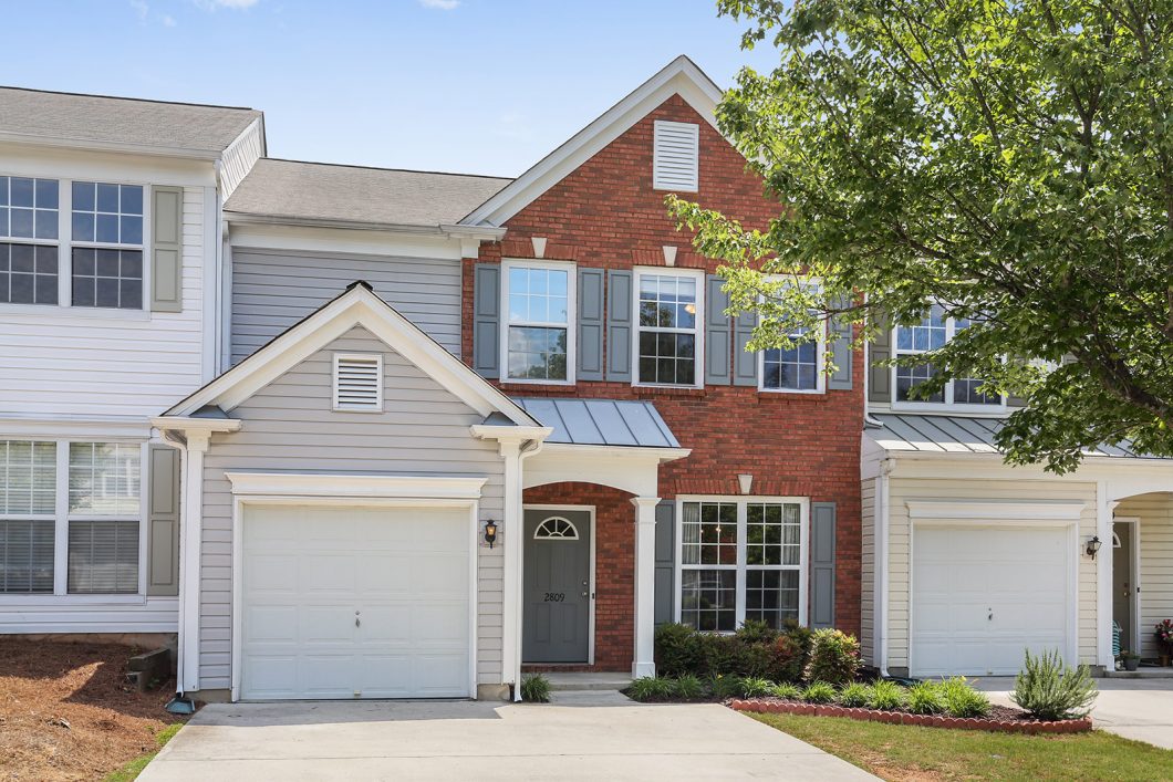 Windward Pointe - Alpharetta GA townhome for sale