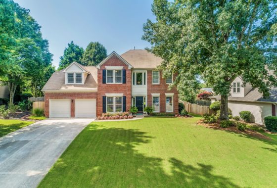 3570 Evonvale Overlook Cumming GA - Home For Sale in Montvale - Lambert