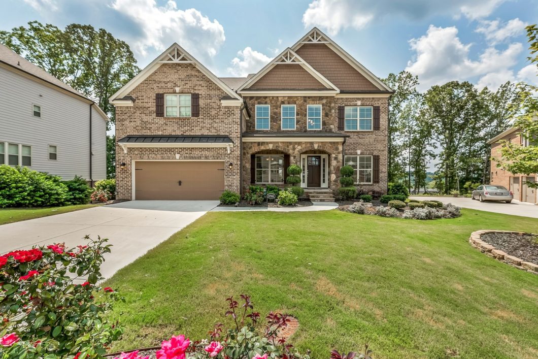 5765 Bridleton Suwanee GA - NE Facing home for sale in Bridleton - Swim Tennis Neighborhood