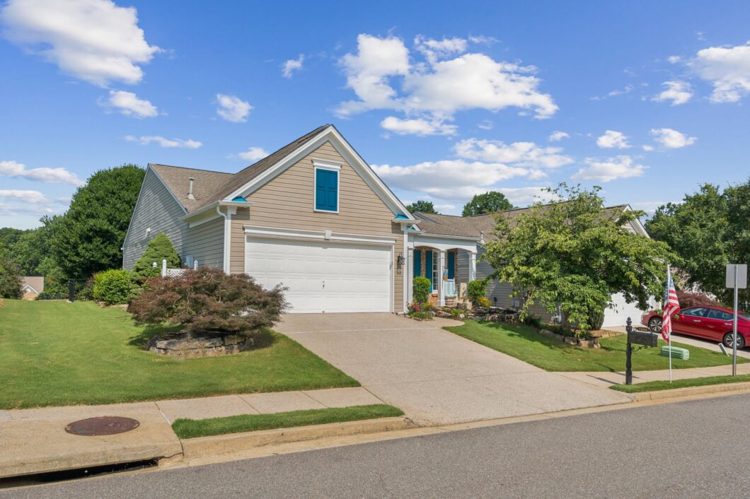 00_3804_Tattenhall_Cumming_GA_ranch_home_For_Sale_front1 - Gayle Barton - Your Local Realtor - North Fulton | Forsyth |Cherokee | Pickens | Dawson County